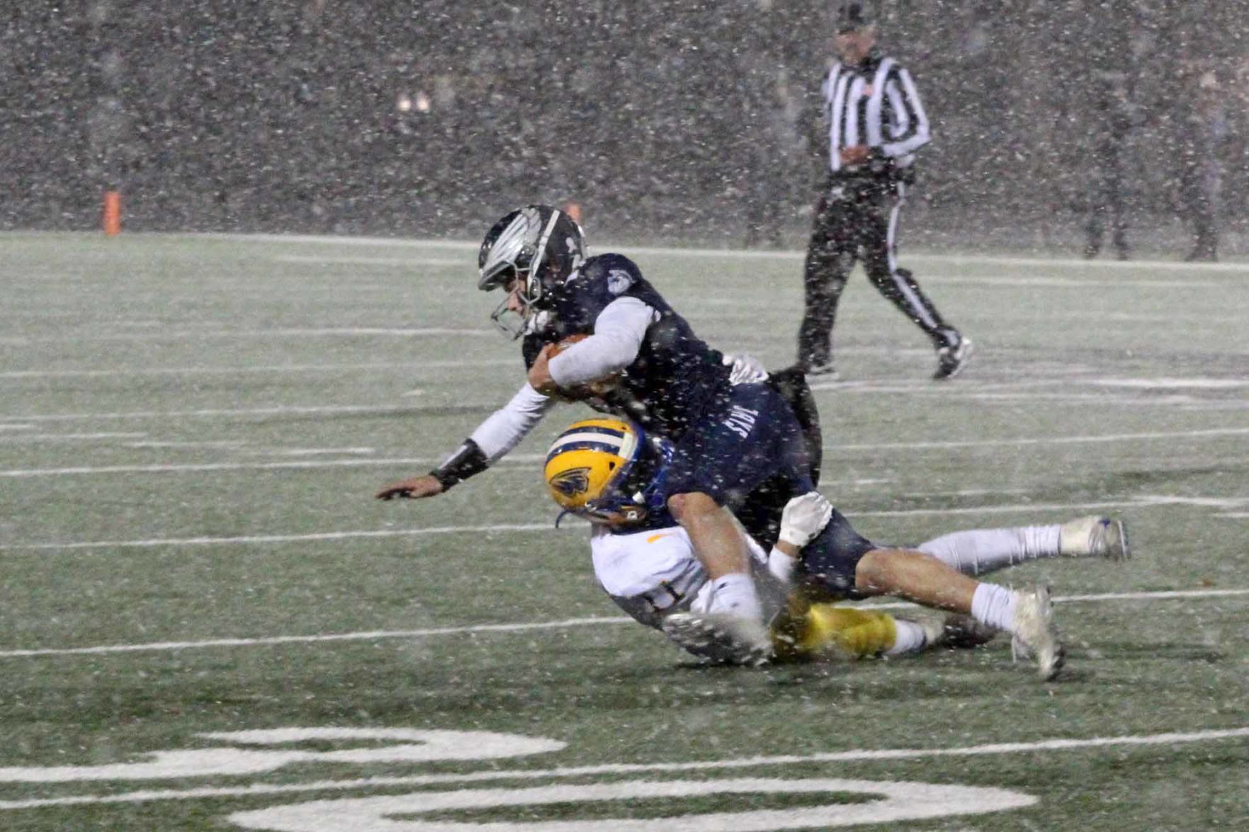 Rice Lake football vs. Menasha 11-12-21